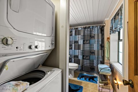 Tiny photo for 1055 Dean Circle, Dandridge, TN 37725 (MLS # 1337481)