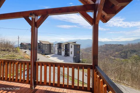 Tiny photo for 920 W Cedar Lane, Gatlinburg, TN 37738 (MLS # 1333682)