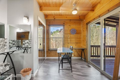 Tiny photo for 920 W Cedar Lane, Gatlinburg, TN 37738 (MLS # 1333682)