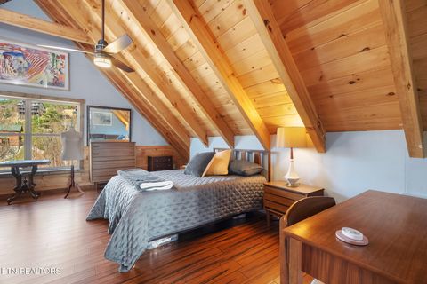 Tiny photo for 920 W Cedar Lane, Gatlinburg, TN 37738 (MLS # 1333682)