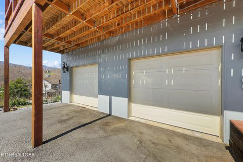 Tiny photo for 920 W Cedar Lane, Gatlinburg, TN 37738 (MLS # 1333682)