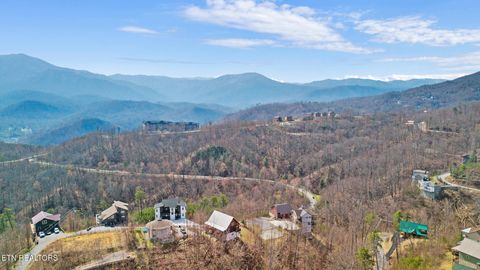 Tiny photo for 920 W Cedar Lane, Gatlinburg, TN 37738 (MLS # 1333682)