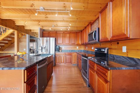 Tiny photo for 920 W Cedar Lane, Gatlinburg, TN 37738 (MLS # 1333682)