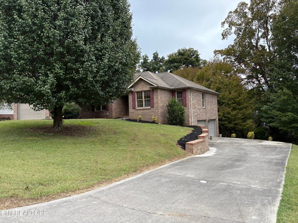 Photo of 232 Country Run Circle #3, Powell, TN 37849 (MLS # 1316937)