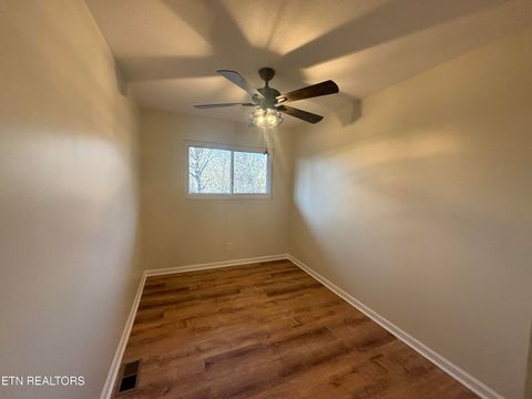 Tiny photo for 1110 E Hendron Chapel Rd, Knoxville, TN 37920 (MLS # 1324155)