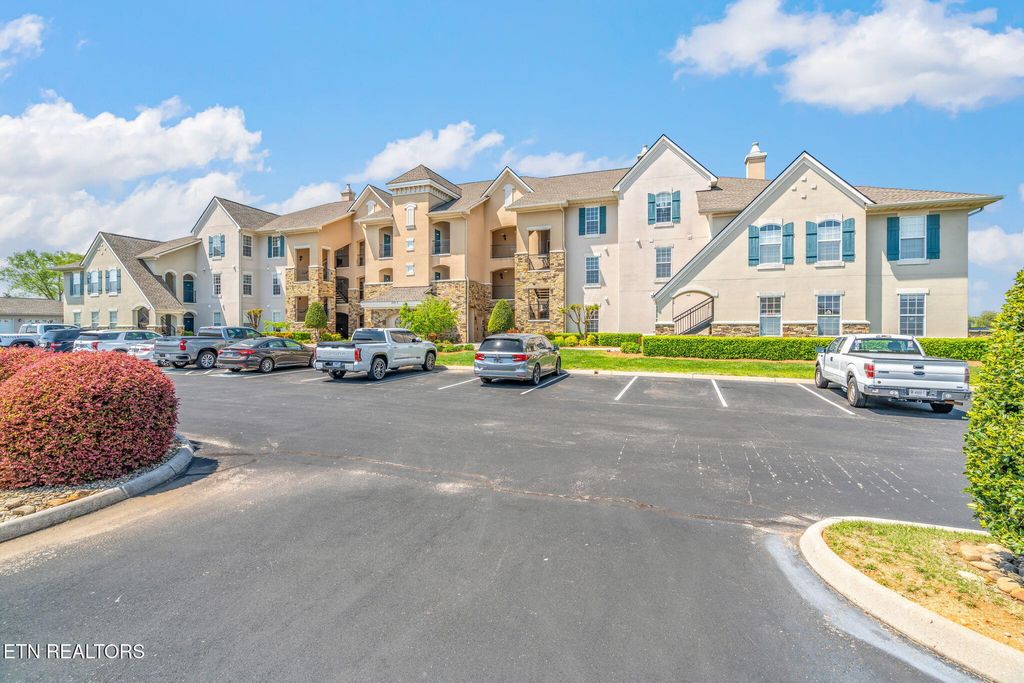 Photo of 535 Rarity Bay Pkwy #106, Vonore, TN 37885 (MLS # 1299226)