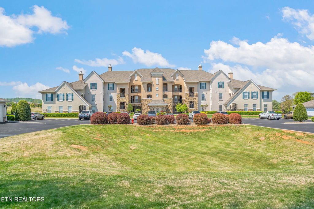 Photo of 535 Rarity Bay Pkwy #106, Vonore, TN 37885 (MLS # 1299226)