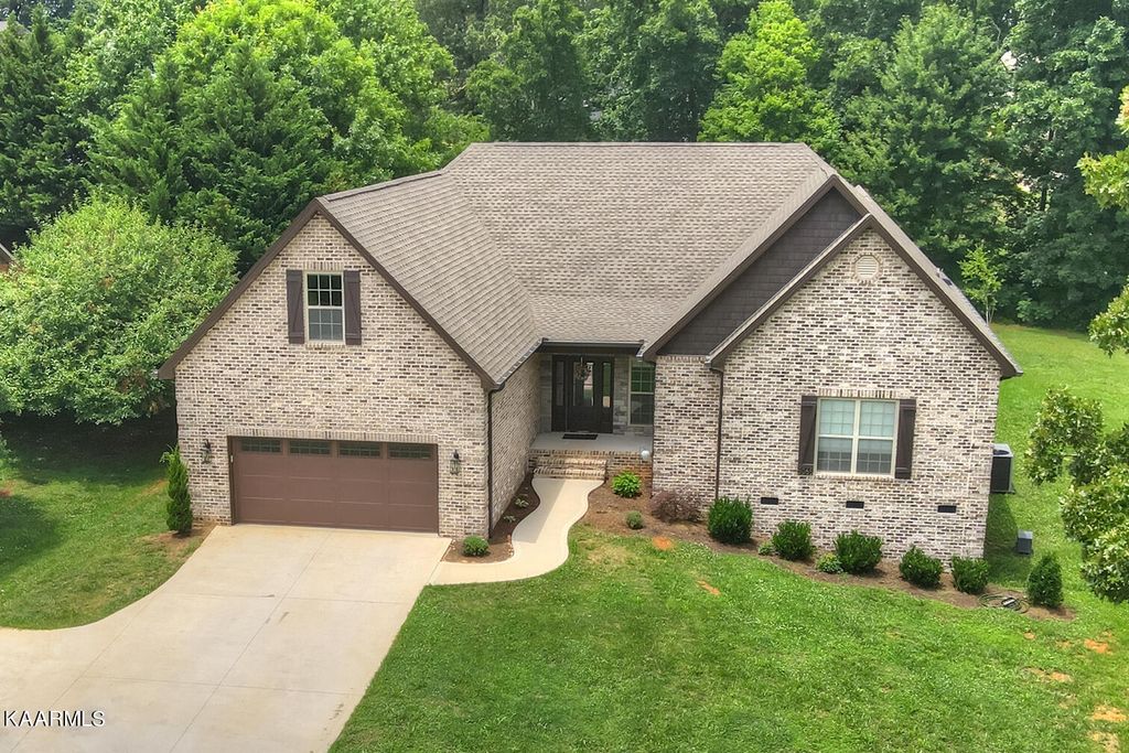 Photo of 5065 Chosin Tr, Greenback, TN 37742 (MLS # 1231341)