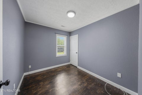 Tiny photo for 119 E 6th St, Rocky Top, TN 37769 (MLS # 1352507)