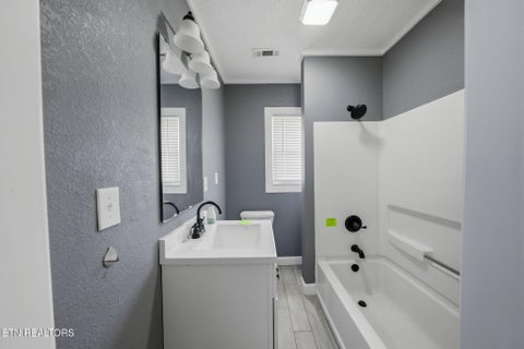 Tiny photo for 119 E 6th St, Rocky Top, TN 37769 (MLS # 1352507)