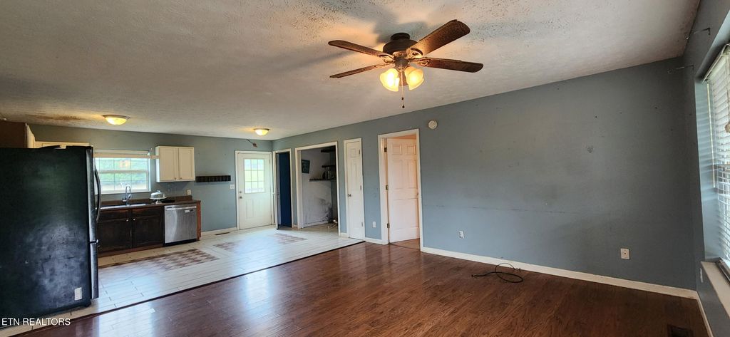 Photo of 720 N Country Lane, Kodak, TN 37764 (MLS # 1317074)