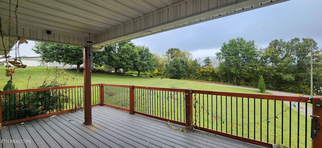 Photo of 720 N Country Lane, Kodak, TN 37764 (MLS # 1317074)