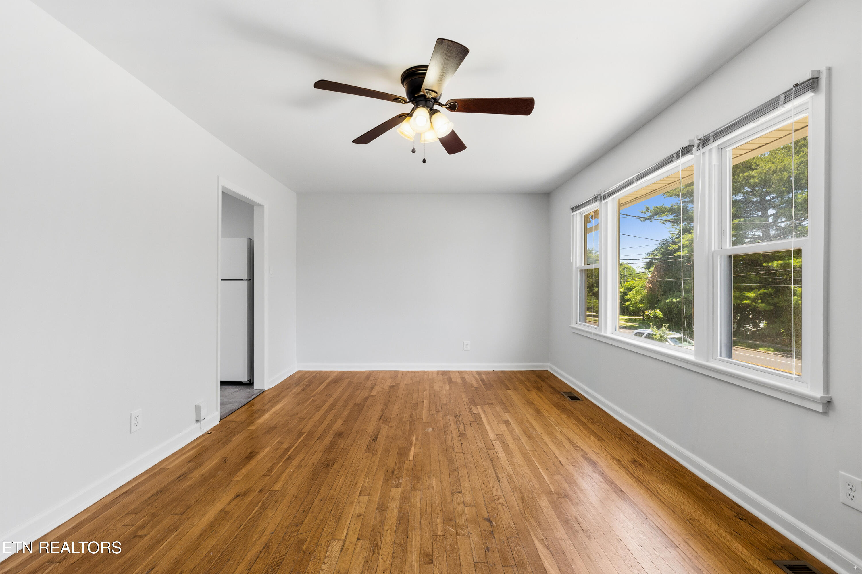 2407 Cecil Ave