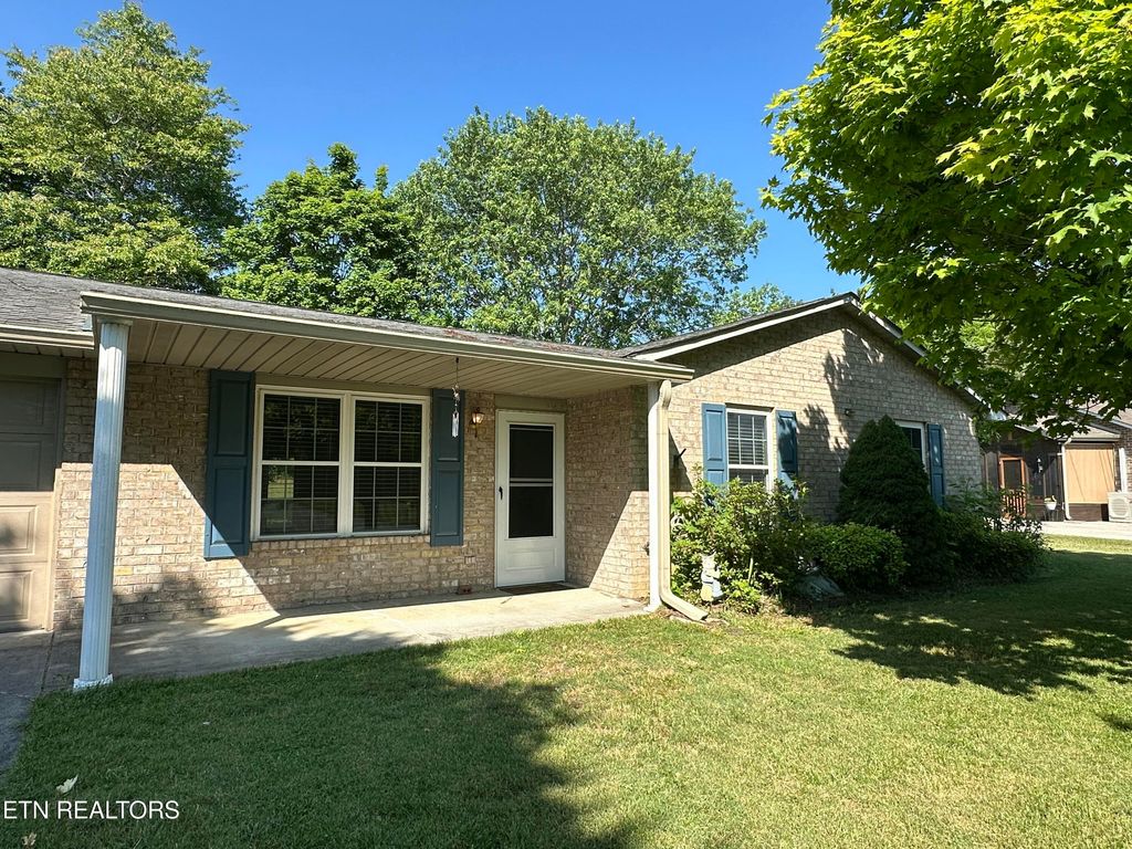 Photo of 7021 Pisa Circle, Corryton, TN 37721 (MLS # 1340748)