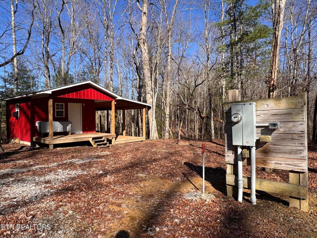 Photo of 566 Double Arch Retreat Rd, Allardt, TN 38504 (MLS # 1331716)
