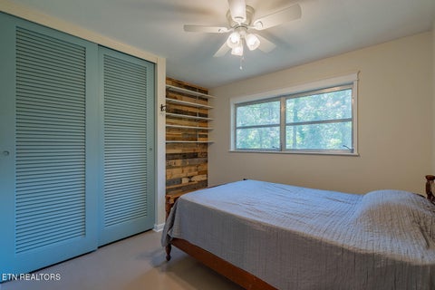 Tiny photo for 909 W Outer Drive, Oak Ridge, TN 37830 (MLS # 1345902)