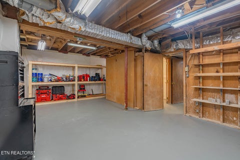 Tiny photo for 909 W Outer Drive, Oak Ridge, TN 37830 (MLS # 1345902)