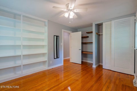 Tiny photo for 909 W Outer Drive, Oak Ridge, TN 37830 (MLS # 1345902)