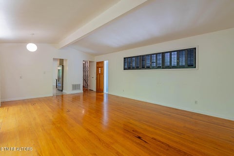Tiny photo for 909 W Outer Drive, Oak Ridge, TN 37830 (MLS # 1345902)
