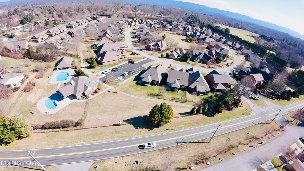 Photo of 295 Savannah Park Drive, Maryville, TN 37803 (MLS # 1330259)