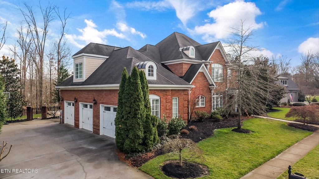 Photo of 1245 Arborbrooke Drive, Knoxville, TN 37922 (MLS # 1330800)