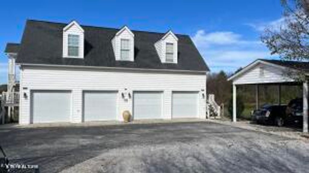 Photo of 5163 Peavine Rd, Crossville, TN 38571 (MLS # 1276900)