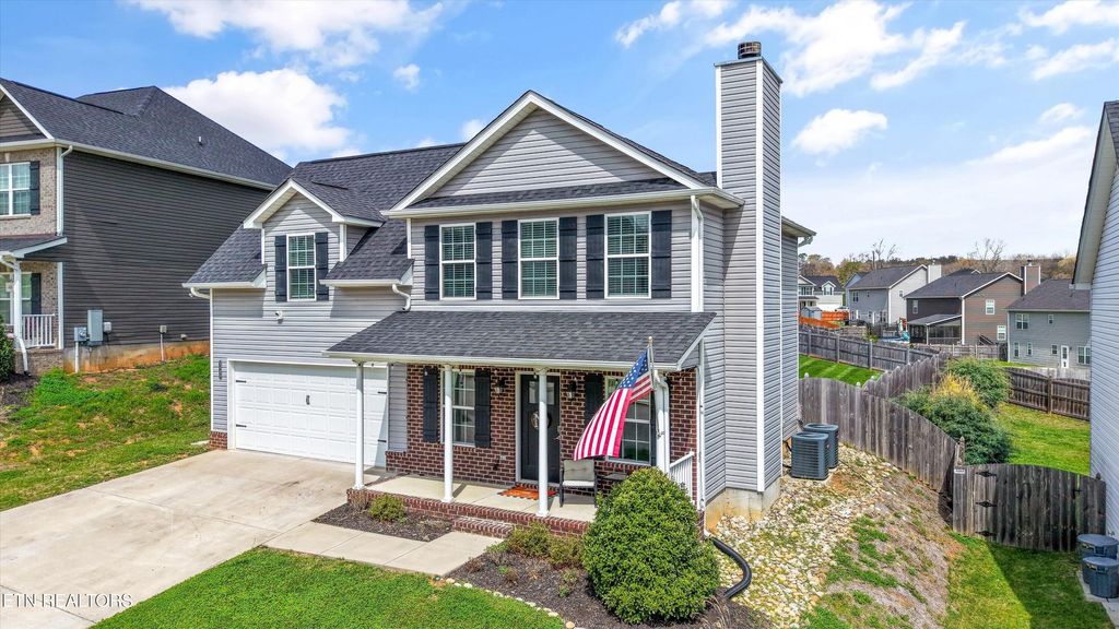 Photo of 1145 Cloud View Drive Drive, Powell, TN 37849 (MLS # 1333900)