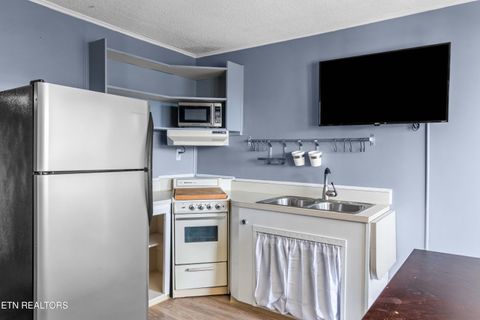 Tiny photo for 1700 Clinch Ave #311, Knoxville, TN 37916 (MLS # 1335461)