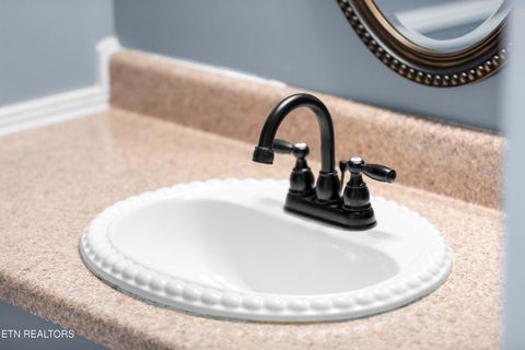 Tiny photo for 1700 Clinch Ave #311, Knoxville, TN 37916 (MLS # 1335461)