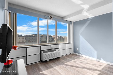 Tiny photo for 1700 Clinch Ave #311, Knoxville, TN 37916 (MLS # 1335461)