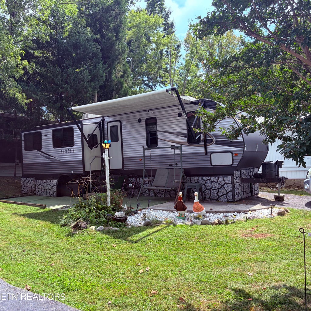 Photo of 5355 Parkway Pkwy #69, Cosby, TN 37722 (MLS # 1356359)