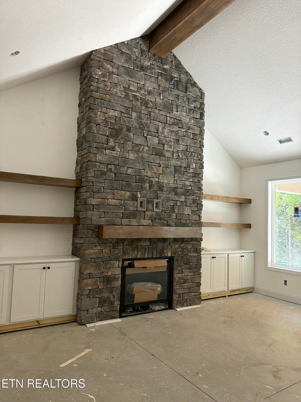 Photo of 302 Kawga Trace, Loudon, TN 37774 (MLS # 1350943)