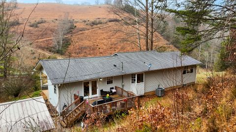 Tiny photo for 370 Vannoy Rd, Tazewell, TN 37879 (MLS # 1326060)