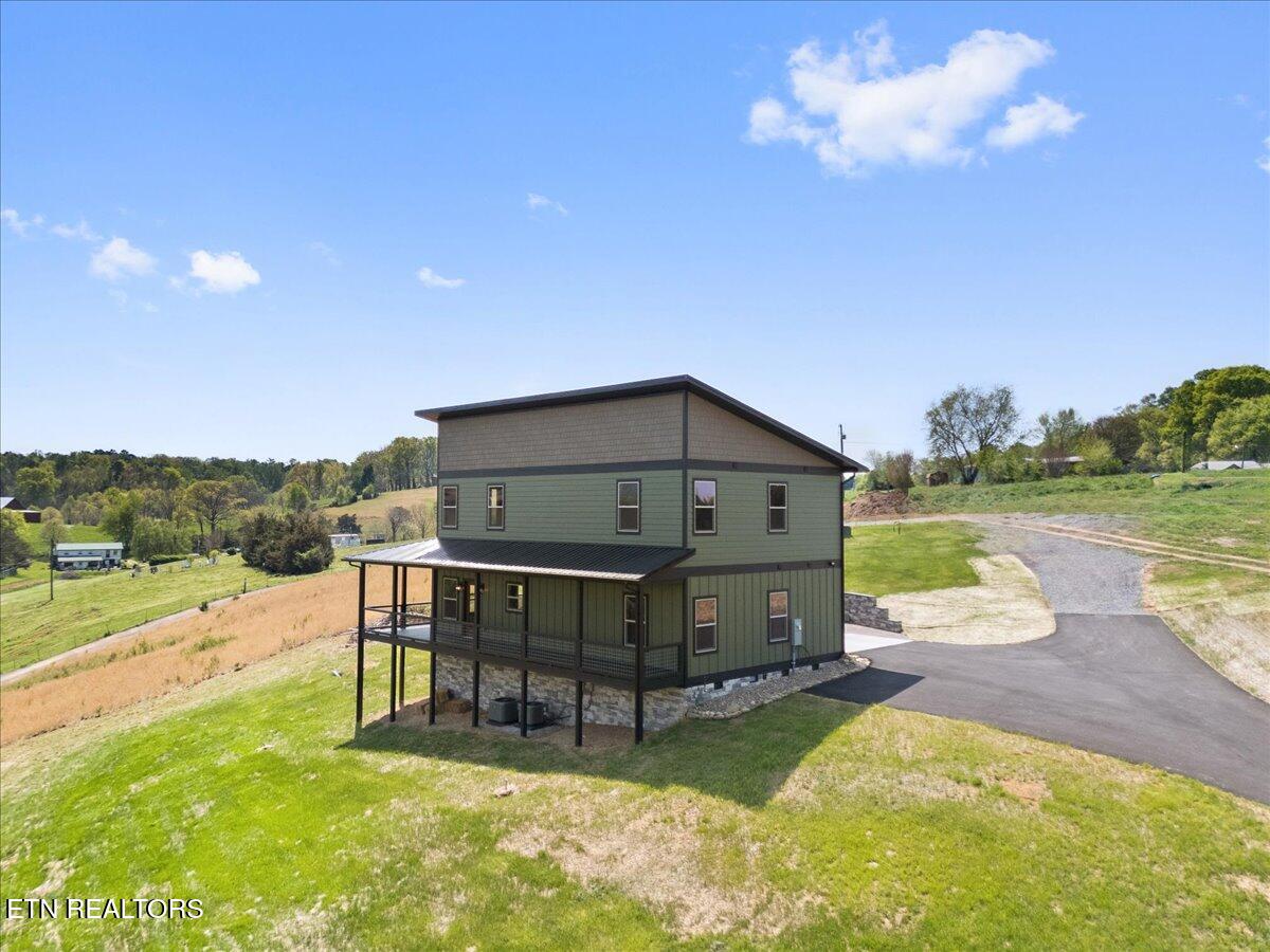 1642 Myers Rd