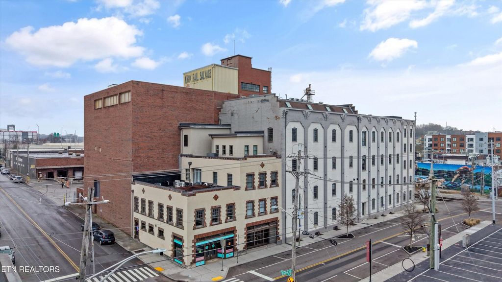 Photo of 222 North Central St #309, Knoxville, TN 37917 (MLS # 1326960)