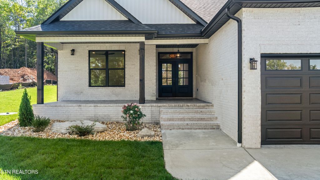 Photo of 117 Inagehi Way, Loudon, TN 37774 (MLS # 1317383)