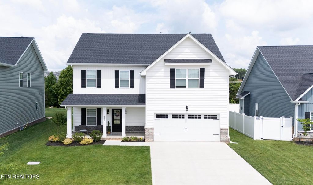 Photo of 117 Songberry St, Oak Ridge, TN 37830 (MLS # 1343313)