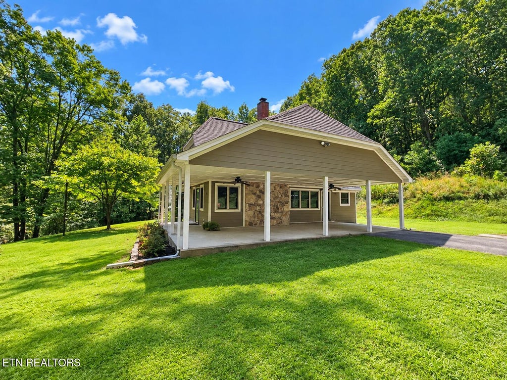 Photo of 361 Page Rd, Rockwood, TN 37854 (MLS # 1355220)