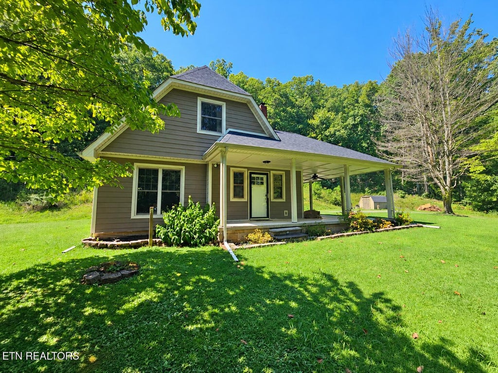Photo of 361 Page Rd, Rockwood, TN 37854 (MLS # 1355220)