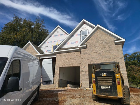 Photo of 184 Maclaren Way, Lenoir City, TN 37772 (MLS # 1360428)