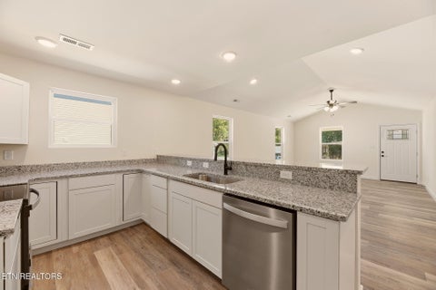 Tiny photo for 1429 Lewis Ave, Knoxville, TN 37920 (MLS # 1359916)