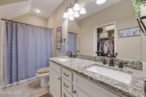 Tiny photo for 928 Stratford Ave, Sweetwater, TN 37874 (MLS # 1332542)