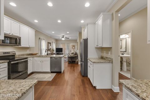 Tiny photo for 928 Stratford Ave, Sweetwater, TN 37874 (MLS # 1332542)