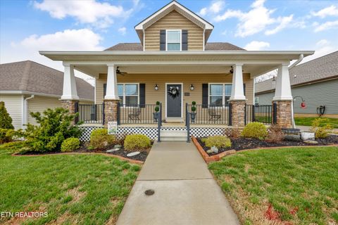 Photo of 928 Stratford Ave, Sweetwater, TN 37874 (MLS # 1332542)