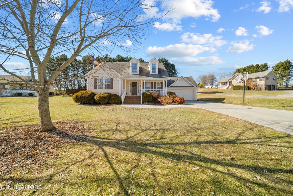 Photo of 236 Dove Drive, Sevierville, TN 37876 (MLS # 1353626)