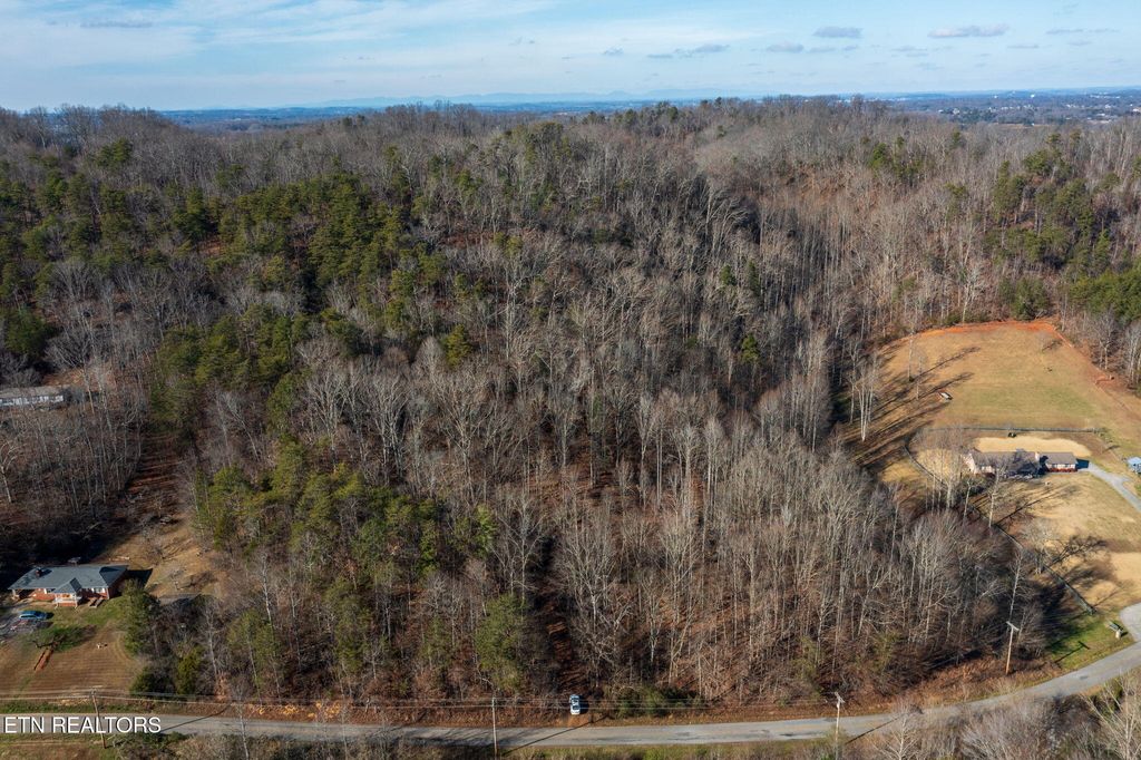 Photo of 636 Butler Mill Rd, Maryville, TN 37803 (MLS # 1324282)