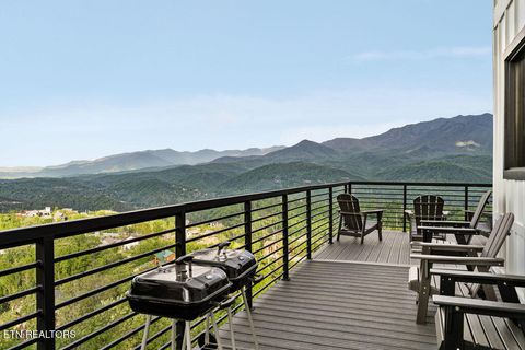 Tiny photo for 922 Piney Butt Way, Gatlinburg, TN 37738 (MLS # 1342005)