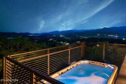 Tiny photo for 922 Piney Butt Way, Gatlinburg, TN 37738 (MLS # 1342005)