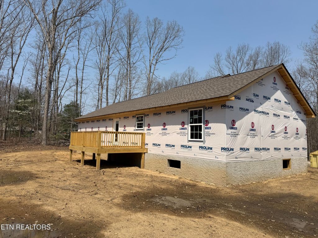 Photo of 920 Kemah Lane, Crossville, TN 38572 (MLS # 1335849)