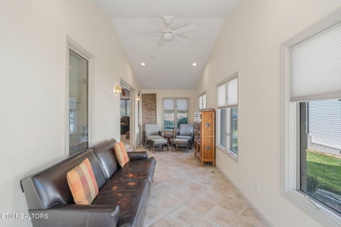Tiny photo for 107 Inagehi Way, Loudon, TN 37774 (MLS # 1359396)